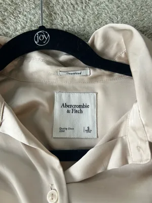 Button-Up Abercrombie thumbnail 2