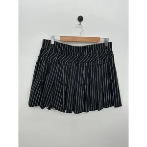 Like an angel Y2K Black Pinstripe Pleated Mini Skirt Buckle Strap Punk Grunge Goth Festival thumbnail 2