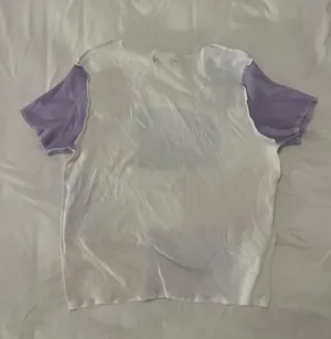 Hot Topic Short Sleeves Shirt thumbnail 2