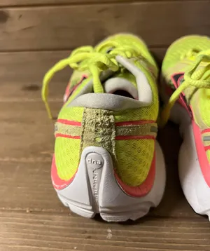 Brooks cadence neon yellow running shoes size 8 thumbnail 6
