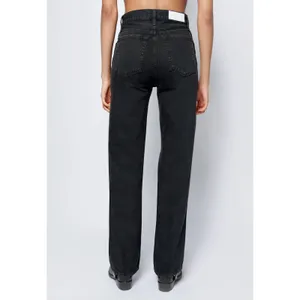 RE/DONE High Rise Loose Jeans in Washed Black with Rips Size 28‎ thumbnail 2