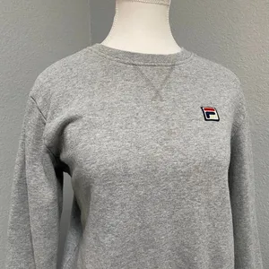 Fila Grey Crewneck Long Sleeve Sweatshirt Athletic Gym Workout Casual Comfy thumbnail 2