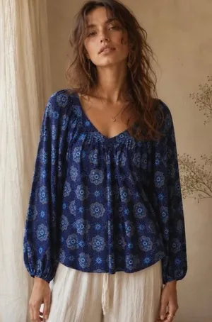 Maeve Anthropologie Navy Blue Floral Medallion V-Neck Peasant Blouse Size 4‎ thumbnail 1