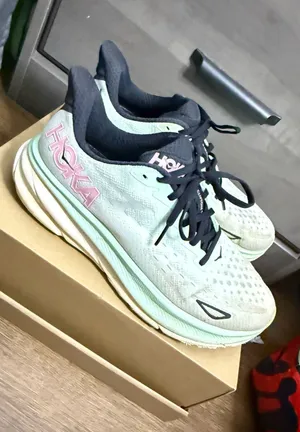 HOKA One One Clifton 9 Running Shoes Womens Size 9.5 Green Pink Athletic Trainer thumbnail 1