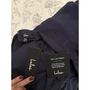 Lulus Sweetest Entrance Navy Blue Ruffled Tie-Back Maxi Dress Size Medium NWT thumbnail 5