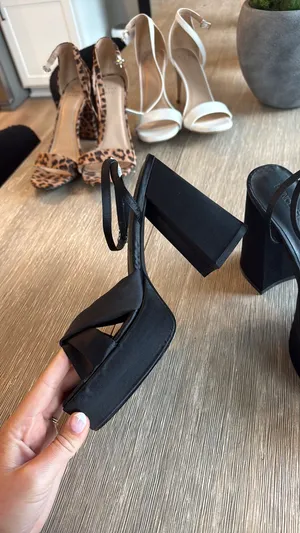 Black Princess Polly heels thumbnail 4