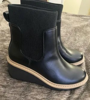 Womens IDIFU Platform Leather Boots Size 7 Black thumbnail 1