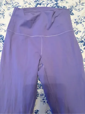 Purple Lululemon Leggings Size 6 thumbnail 4