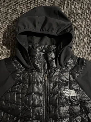 The North Face Hybrid Thermoball Hoodie Jacket Size Medium thumbnail 3