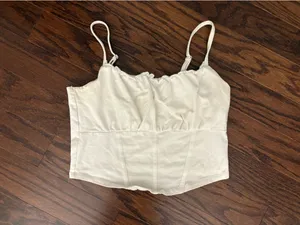 Hollister Crop Top White Tank thumbnail 1