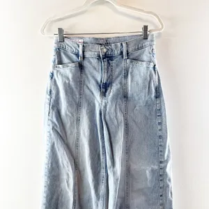 Gap Stride High Rise Light Wash Denim Wide Leg Jeans Light Indigo Blue 27 / 4 P thumbnail 4