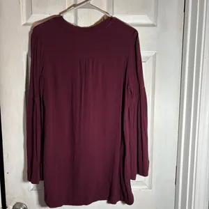Free People Easy Girl Bell Sleeve Henley Top Women’s S Blouse Maroon Boho Rayon‎ thumbnail 3