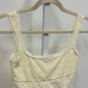 Y2K Edikted Cream Yellow Lace Trim Textured Crop Cami Top XS Coquette Balletcore thumbnail 3