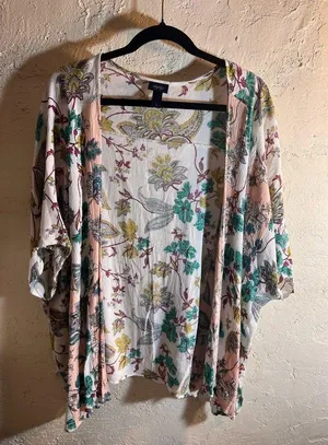 Daytrip Pink and Gold 3/4 Sleeve Boxy Blouse thumbnail 1