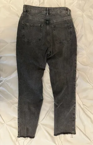 Jeans thumbnail 2