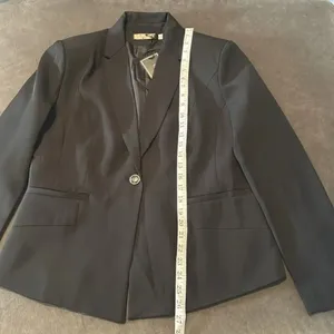 Women’s Black 2 Piece Pant Suit One Button Formal Office Wedding Size L NWT thumbnail 7