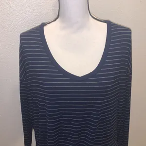 American Eagle soft & sexy blue striped long sleeve top thumbnail 2