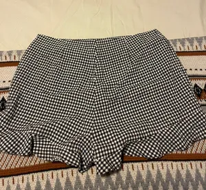 Gingham Linen Shorts thumbnail 2