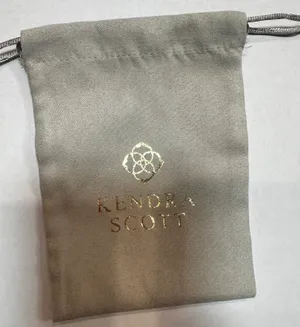 Kendra Scott Neckalce thumbnail 4