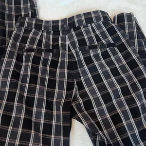 Hollister High Rise Straight Leg Pants Extra Small Pockets Multi Straight Leg thumbnail 7