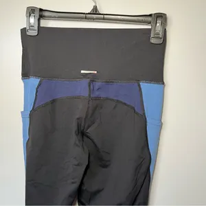Aerie American Eagle chill play move side pocket black blue leggings size medium thumbnail 7