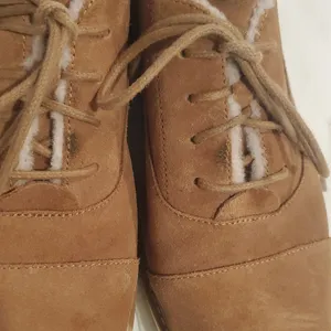 UGG JOHANNA SPILL SEAM OXFORDS platform Oxford shoes in chestnut suede thumbnail 4