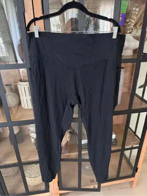 Halara UltraSculpt leggings high Waisted Tummy Control Pocket Shaping Training thumbnail 2