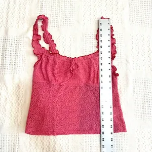 Urban Outfitters large Elsa lace ruffle front tie cami top TS 3668 thumbnail 3