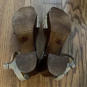 Madden Girl Braided Platform Cabby Sandal Wooden Wedge Faux Leather Size 8M thumbnail 3
