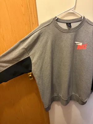 (XL) Nike crewneck thumbnail 3