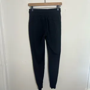 LULULEMON- Ready To Rulu Pant 29” Black Size 4 thumbnail 4