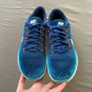 Nike Free Run Distance Running Sneakers thumbnail 8