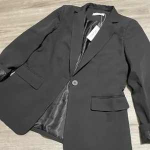 Brand New Black Blazer Size M thumbnail 3