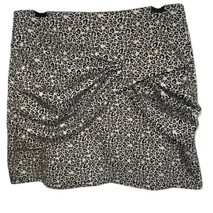 ZARA Leopard Print Knot Front Draped Mini Skirt NWOT‎ Size Medium thumbnail 2