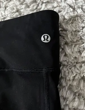Lululemon Wunder Under Leggings 28” Size 6 thumbnail 3