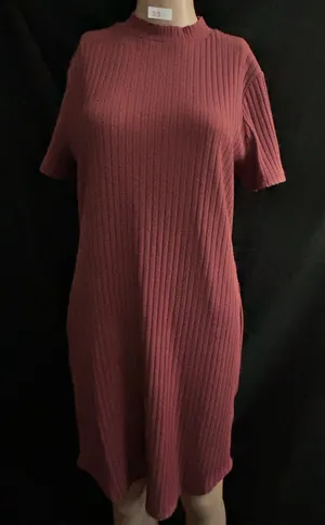 Forever 21+ Ribbed Short-Sleeve Midi Dress in Rose Pink 1X thumbnail 1