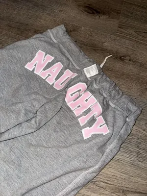 Instant action reversible light gray Y2K-style capri lounge pants pink NAUGHTY thumbnail 4
