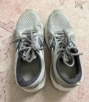 Brooks Running Shoes thumbnail 1