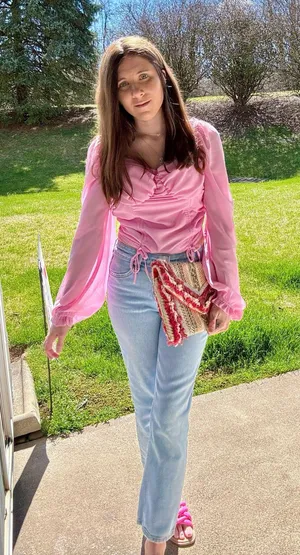 Love Tree Pink Bubble Gum Top thumbnail 1