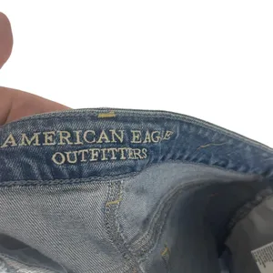 American Eagle Outfitter‎ Embellished Blue Denim Mid Shorts Size 4 thumbnail 6