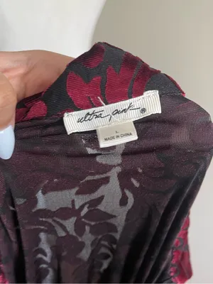 Ultra Pink Out Floral Sheer Burgundy and Black Top Size L thumbnail 6