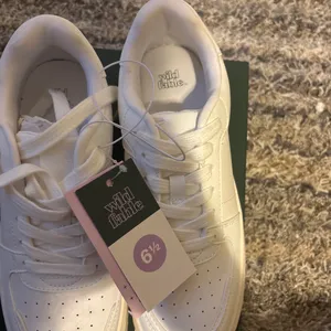 Wild Fable White Platform Sneakers – Women’s Size 6.5 – New thumbnail 3