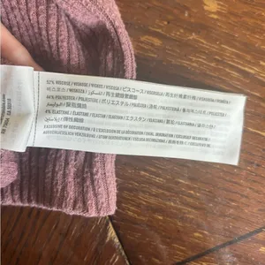 Abercrombie & Fitch Ribbed Off Shoulder Sweater Size XS Mauve thumbnail 3