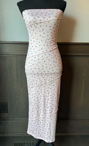 Milumia Strapless Pink Floral Midi bodycon Dress NWT Small thumbnail 1