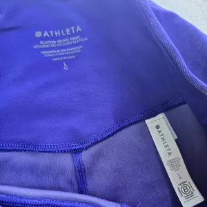 Athleta Elation Velvet Tight‎ Purple High Rise Leggings 467925-02 Womens Large thumbnail 3