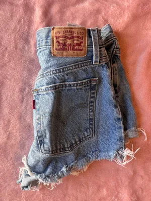 Levi’s Shorts 501 Denim Distressed Women’s thumbnail 2