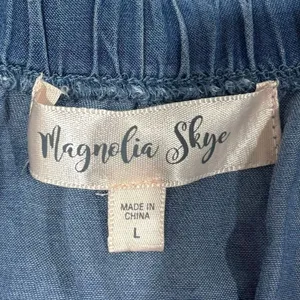 Magnolia‎ Skye NWT Boho Off-Shoulder Jumpsuit with Tie Sleeves Blue Chambray L thumbnail 4