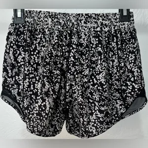 Lululemon Hotty Hot Short thumbnail 6