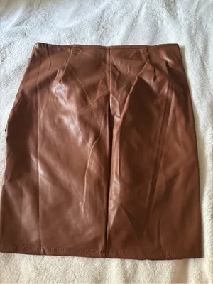 Iris Women’s Faux Leather Pencil Skirt in Chestnut Brown thumbnail 3
