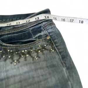 Mudd Stylish Low Rise Vintage Wash Blue Embroidered Flared Jeans 0/2 thumbnail 5
